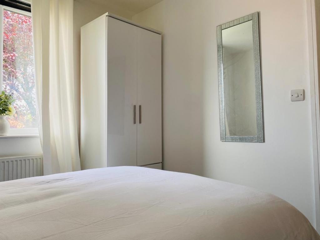 Modern, Stylish And Central Home مانشستر المظهر الخارجي الصورة