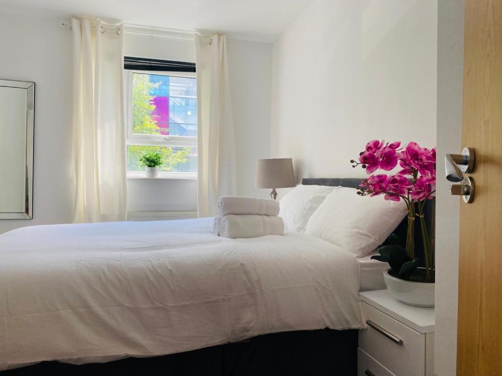 Modern, Stylish And Central Home مانشستر المظهر الخارجي الصورة